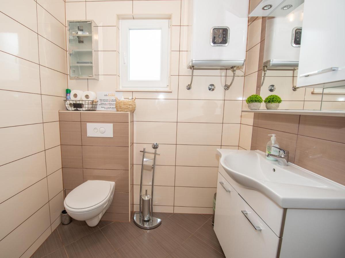 Holiday Home Near Trogir Каштель-Штафилич Экстерьер фото