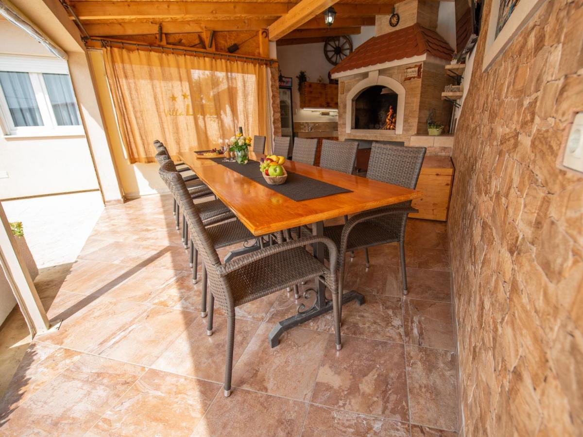 Holiday Home Near Trogir Каштель-Штафилич Экстерьер фото